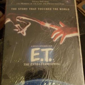 ET VHS CLAMSHELL